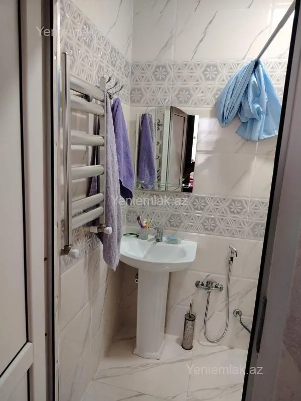 Satılır 3 otaqlı yeni tikili 80 m²
