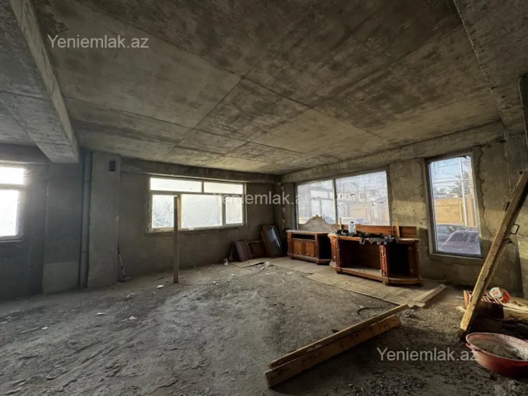 Satılır 3 otaqlı obyekt 537 m²