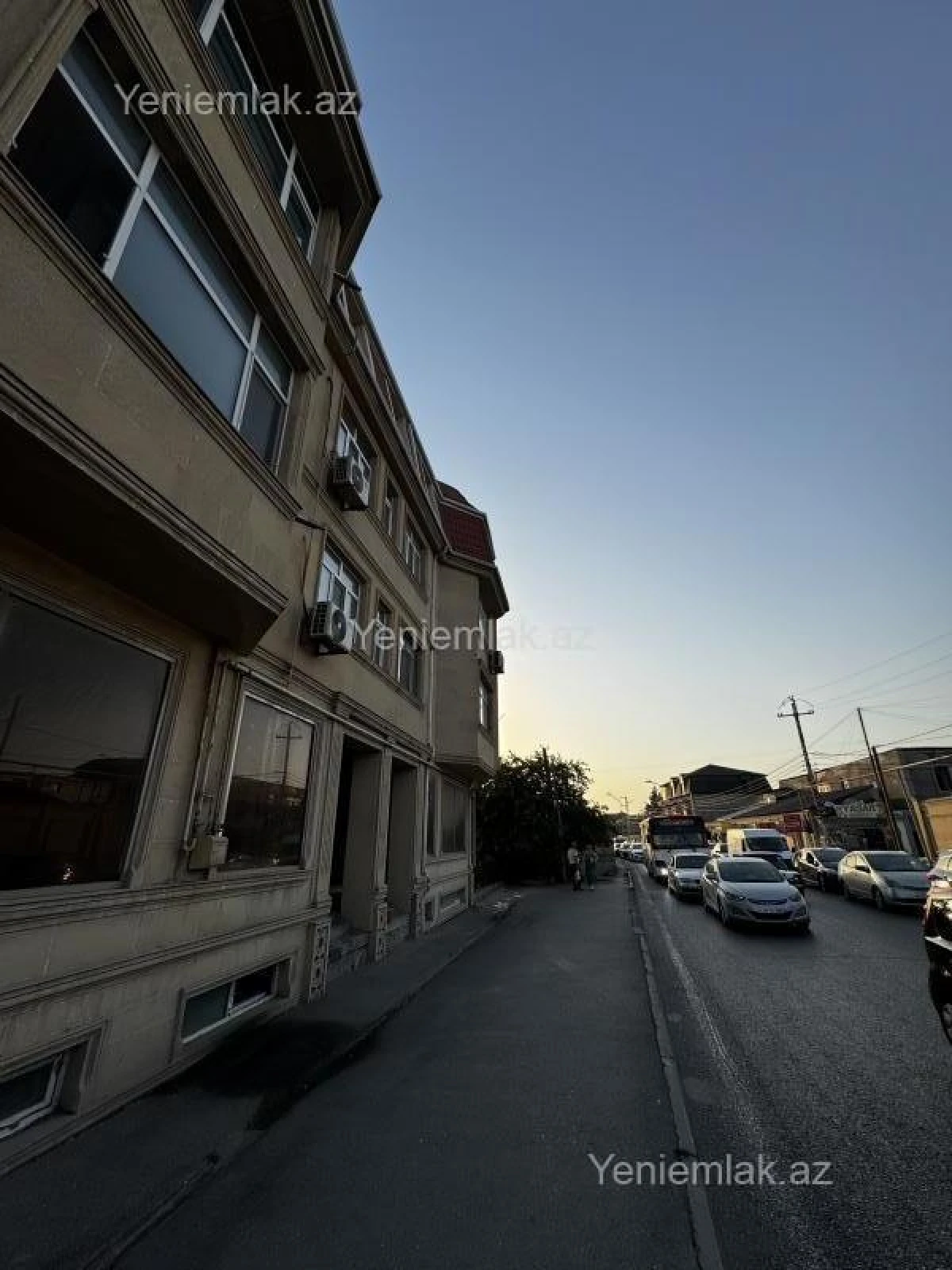 Satılır 3 otaqlı obyekt 537 m²