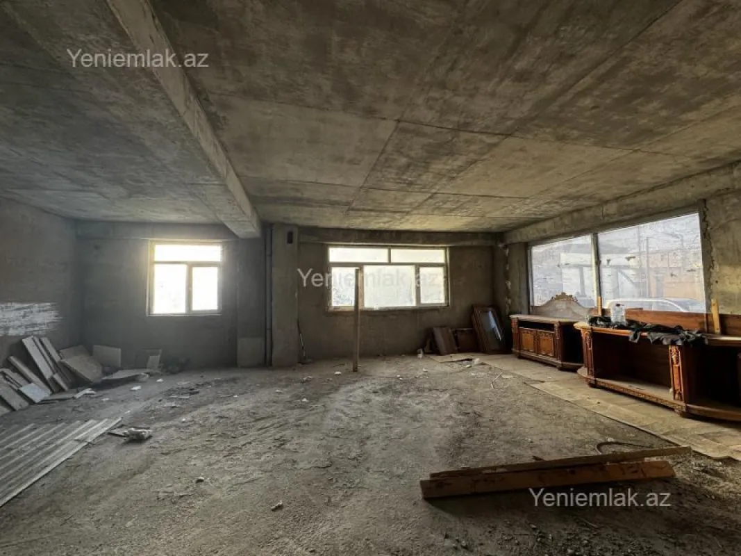 Satılır 3 otaqlı obyekt 537 m²