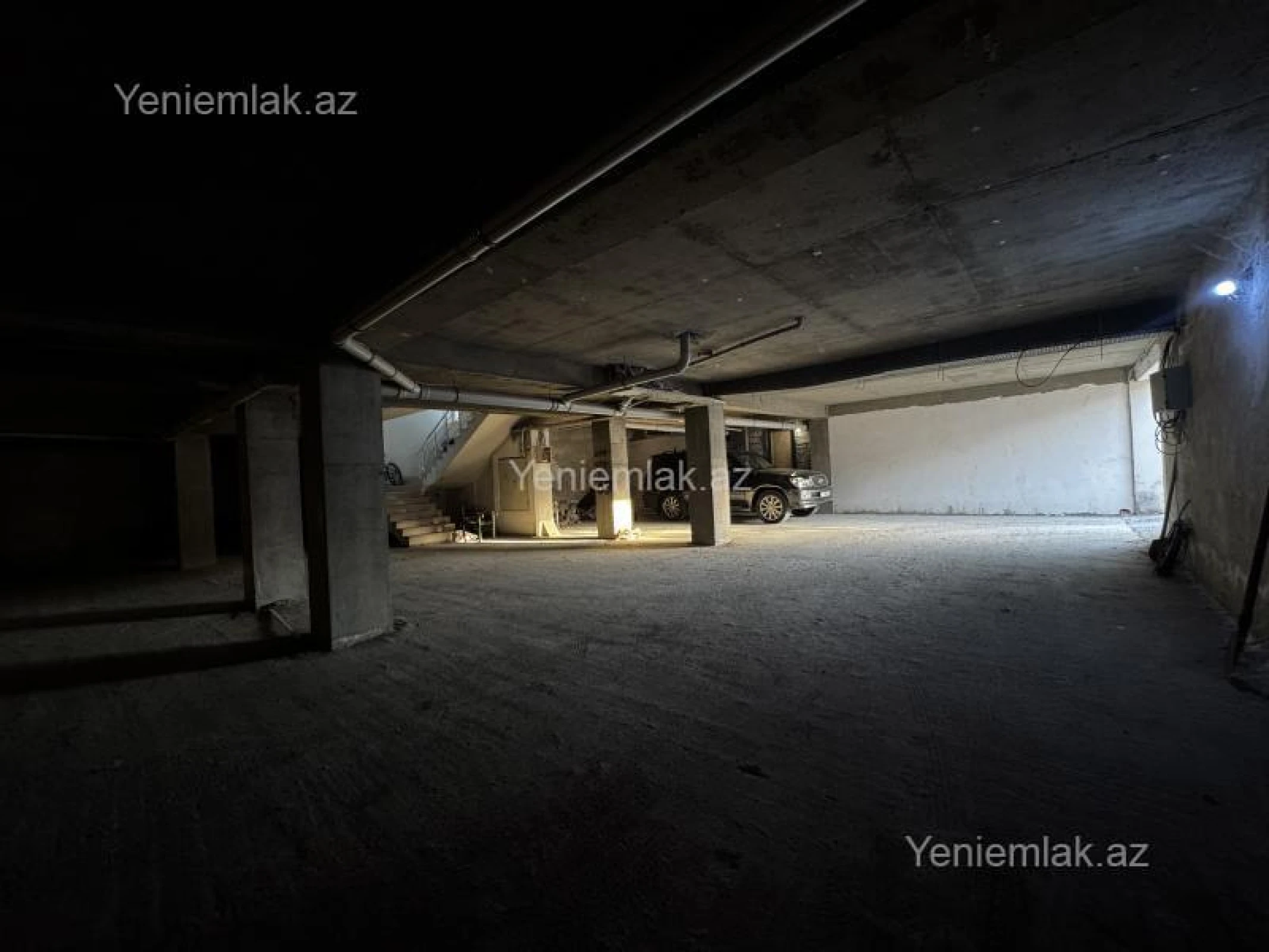 Satılır 3 otaqlı obyekt 537 m²