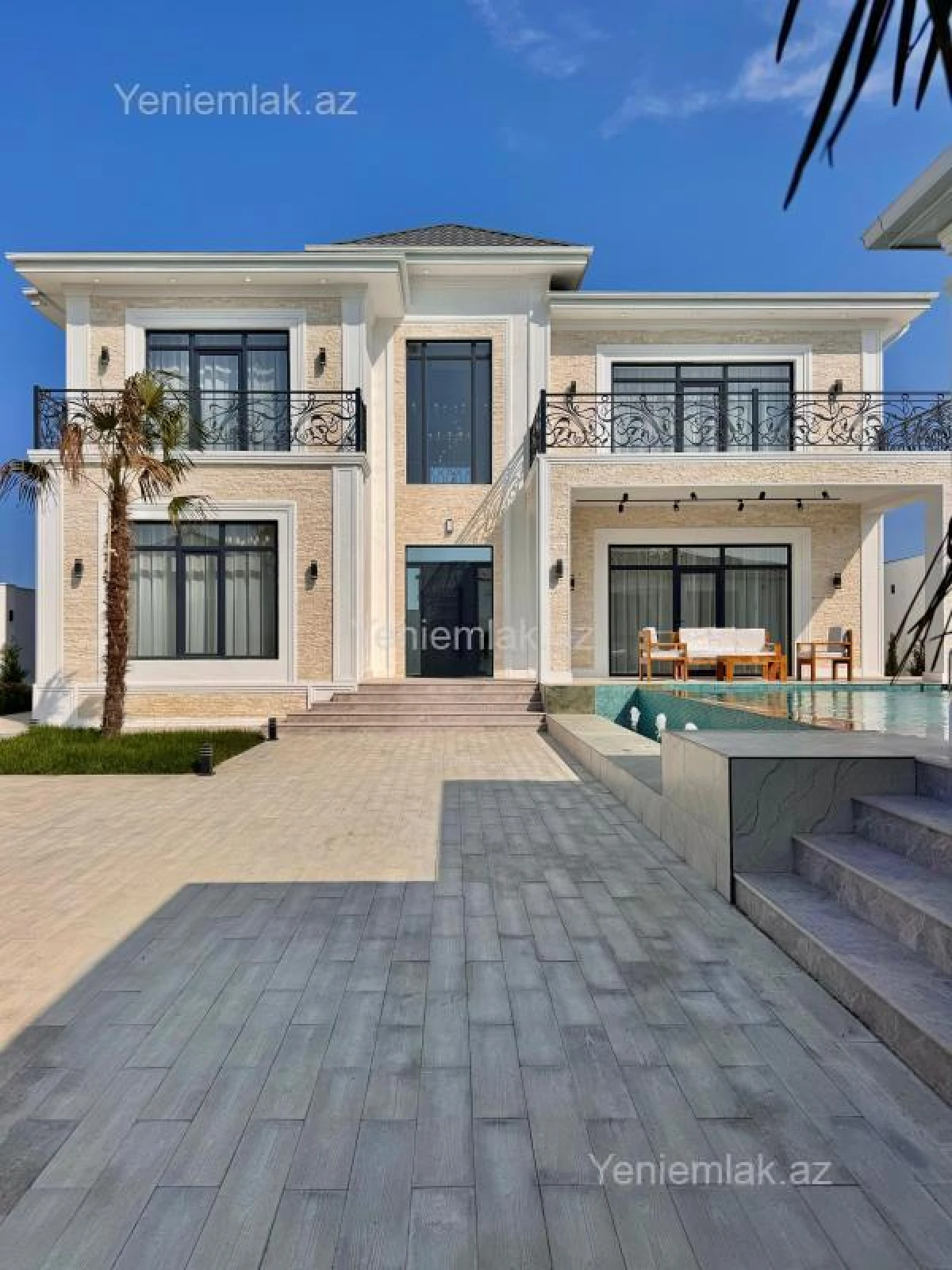 Satılır 5 otaqlı həyət evi 360 m²