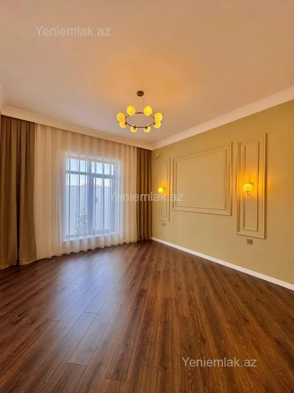 Satılır 5 otaqlı həyət evi 360 m²