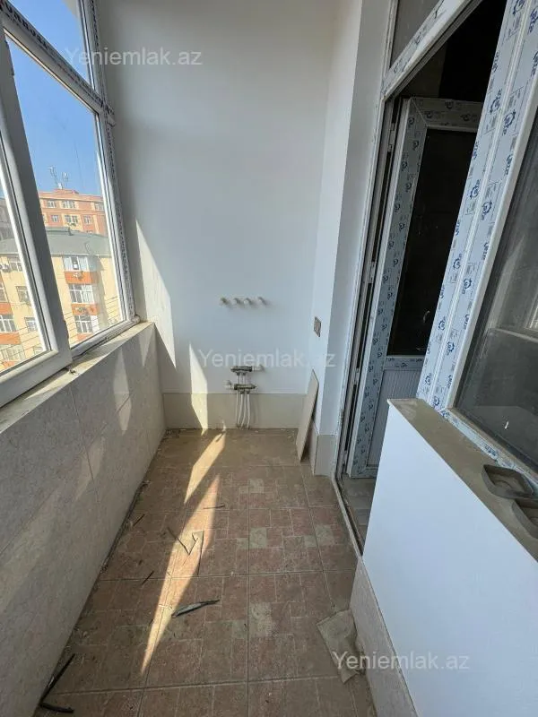 Satılır 3 otaqlı yeni tikili 100 m²
