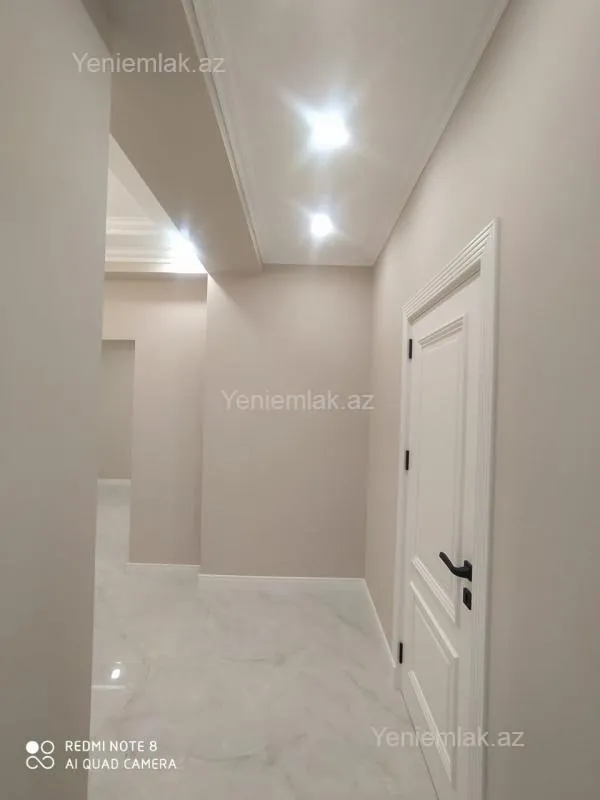 Satılır 3 otaqlı yeni tikili 124 m²
