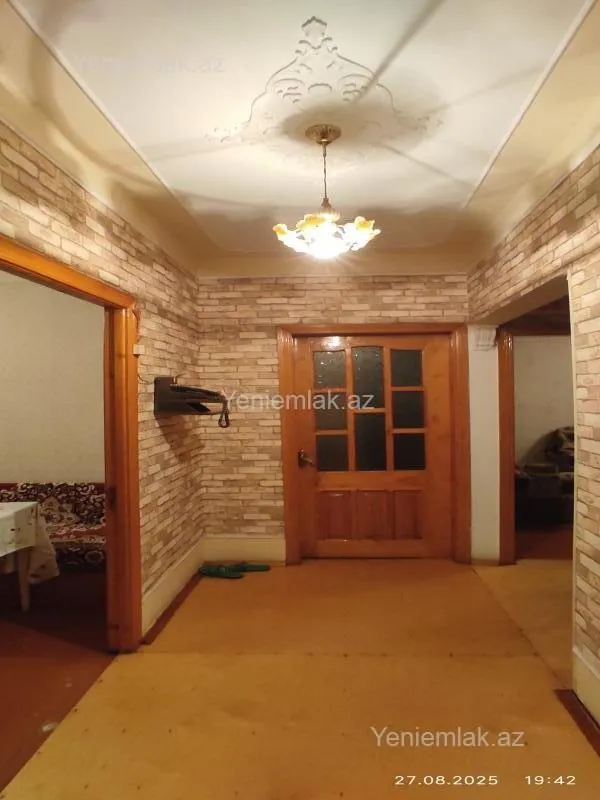 Satılır 3 otaqlı köhnə tikili 84 m²