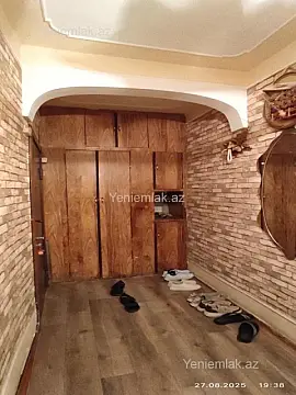 Satılır 3 otaqlı köhnə tikili 84 m²