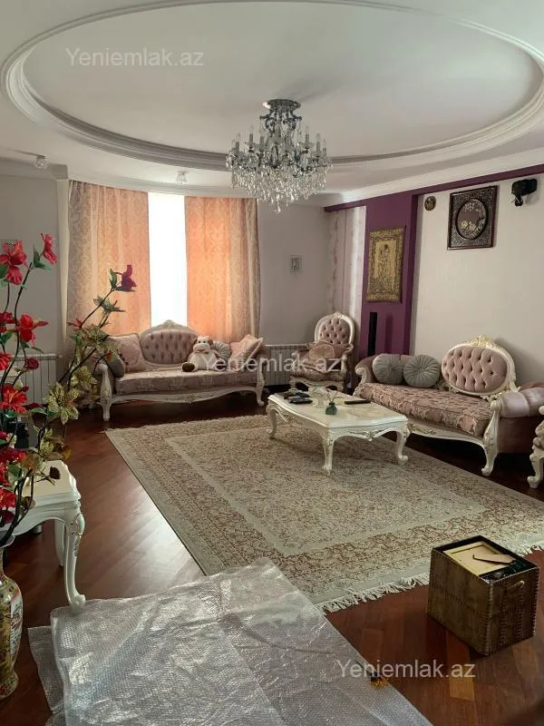 Satılır 3 otaqlı yeni tikili 120 m²