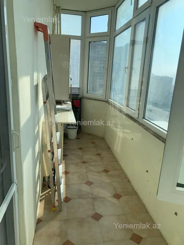 Satılır 3 otaqlı yeni tikili 120 m²