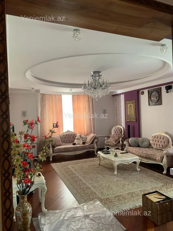 Satılır 3 otaqlı yeni tikili 120 m²