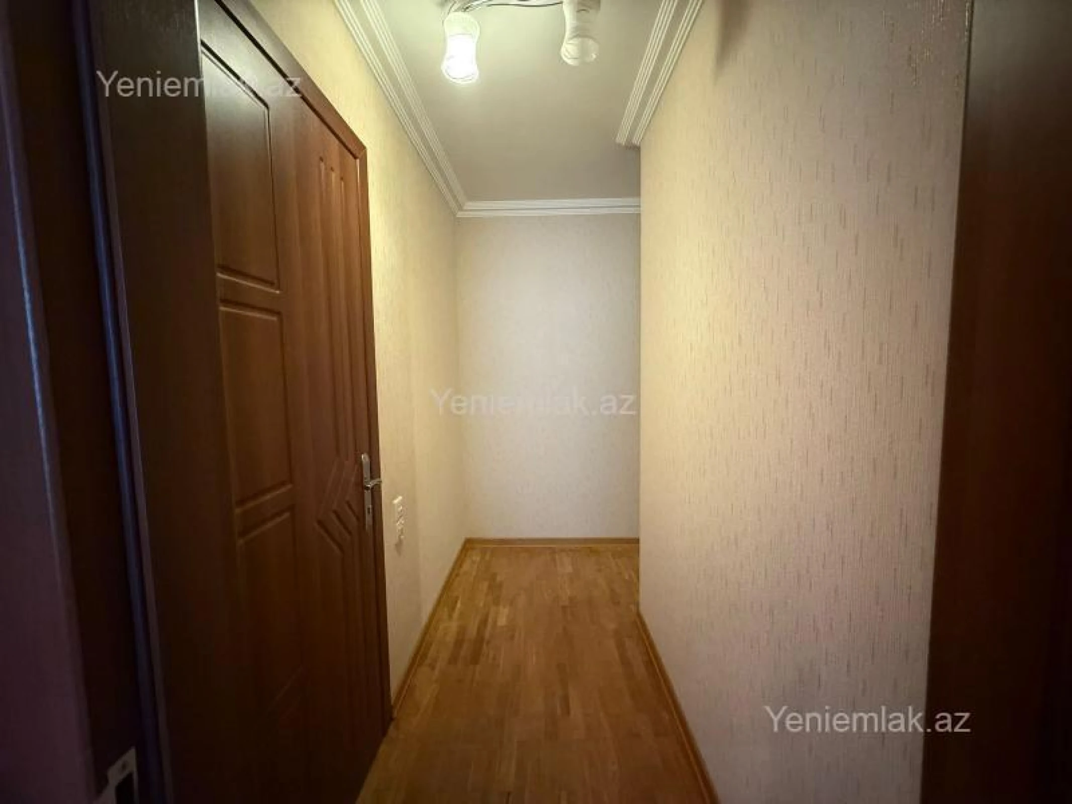 Satılır 4 otaqlı köhnə tikili 90 m²