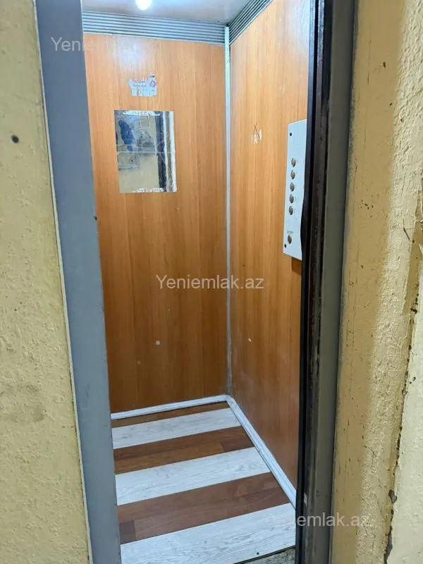 Satılır 4 otaqlı köhnə tikili 90 m²