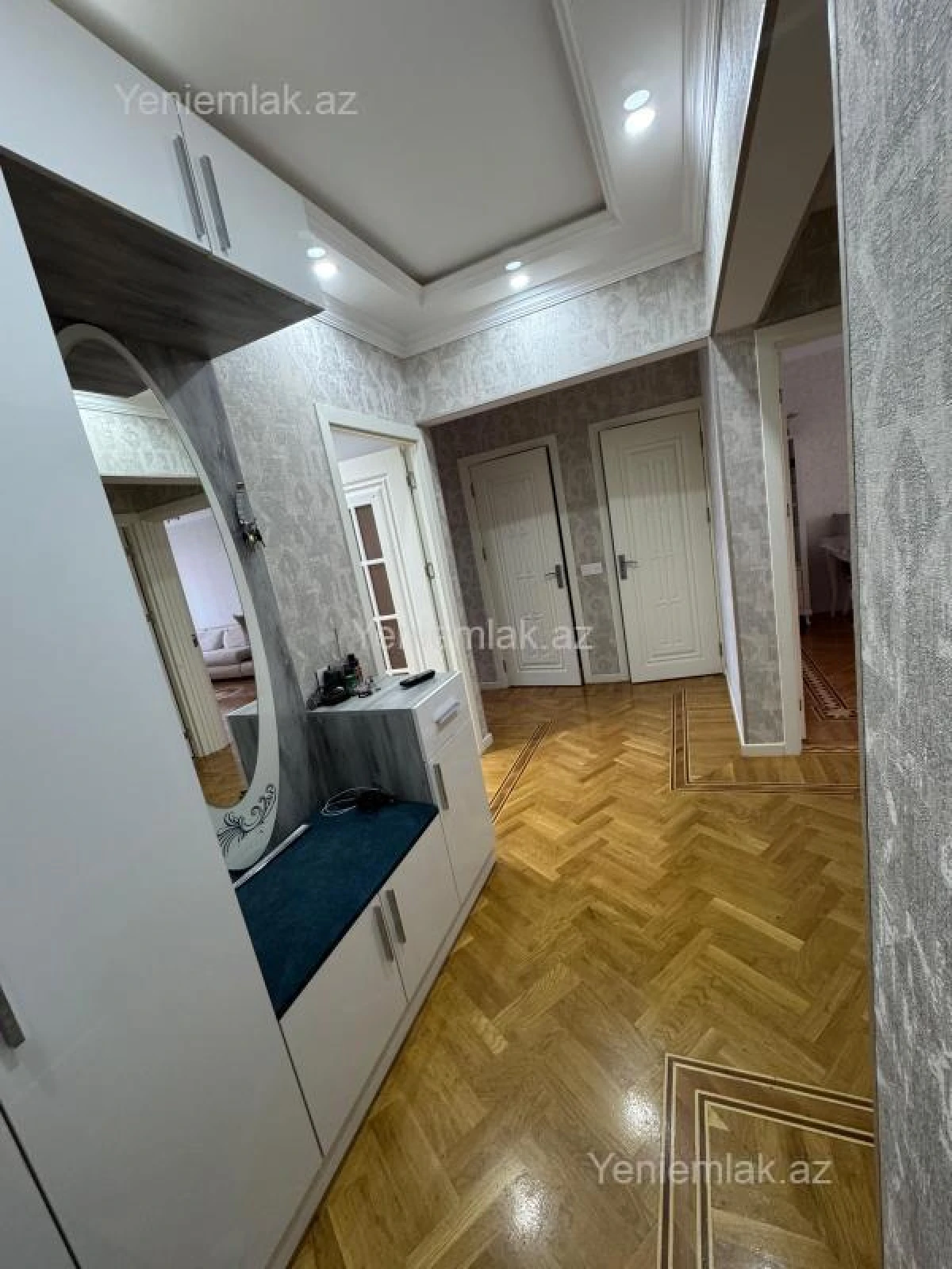 Satılır 3 otaqlı köhnə tikili 80 m²
