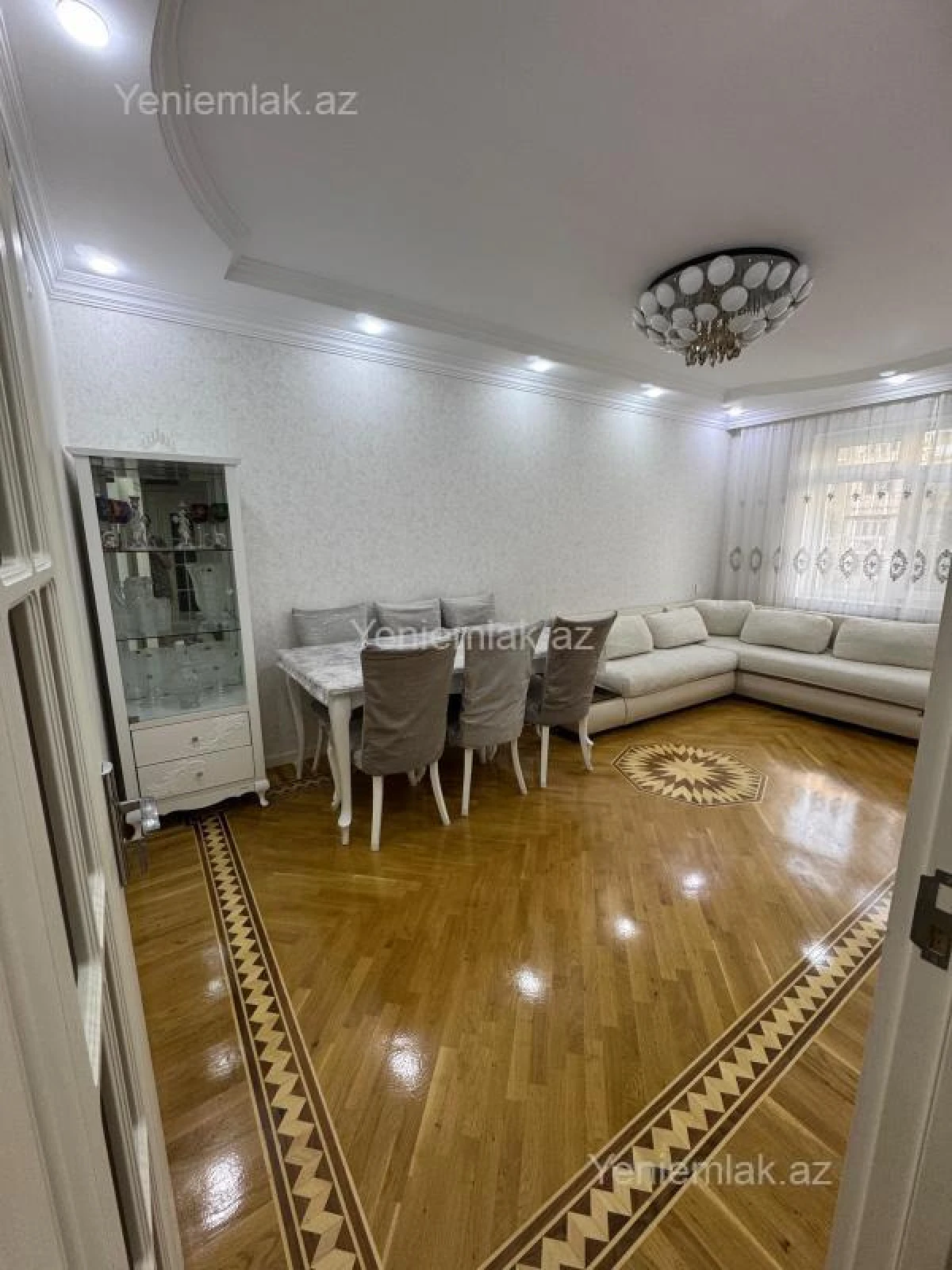 Satılır 3 otaqlı köhnə tikili 80 m²