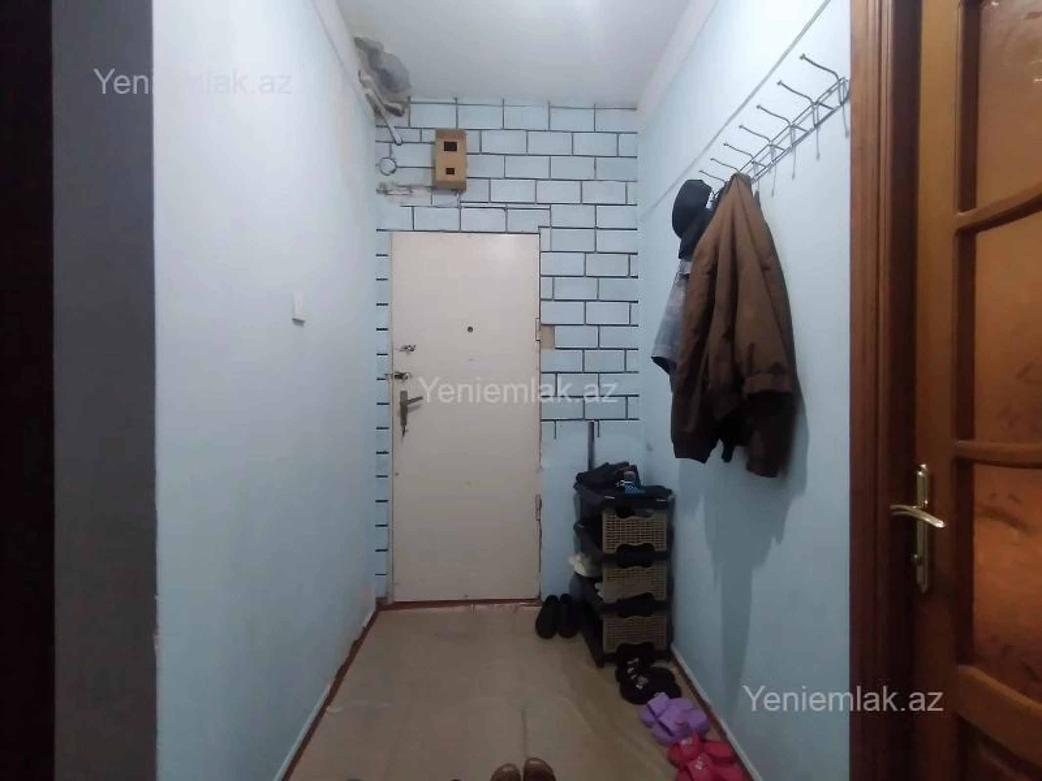 Satılır 3 otaqlı köhnə tikili 80 m²