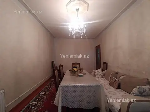 Satılır 3 otaqlı köhnə tikili 80 m²