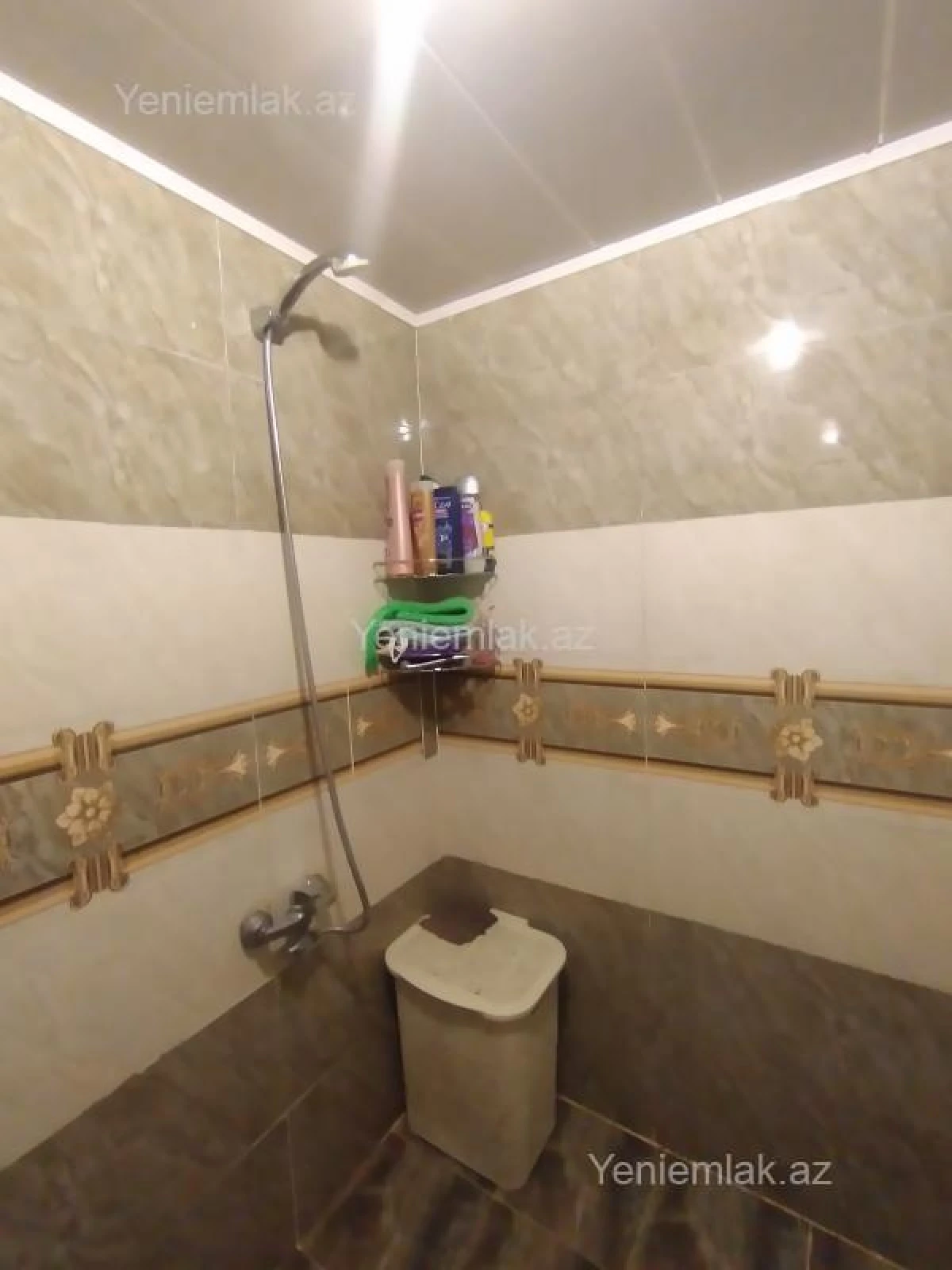 Satılır 3 otaqlı köhnə tikili 80 m²