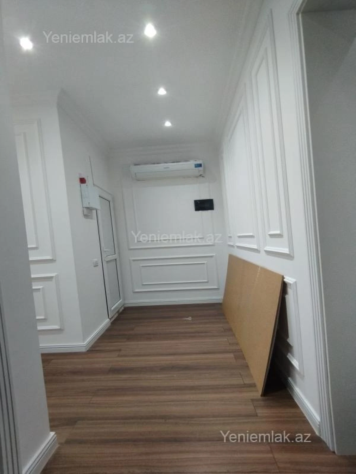 Satılır 5 otaqlı həyət evi 180 m²