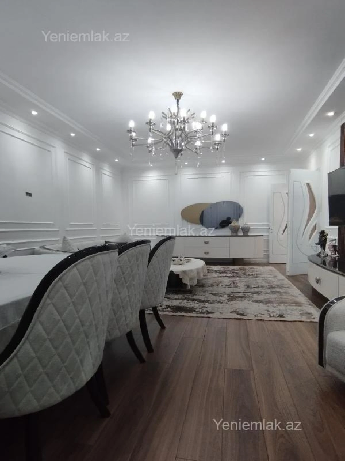 Satılır 5 otaqlı həyət evi 180 m²