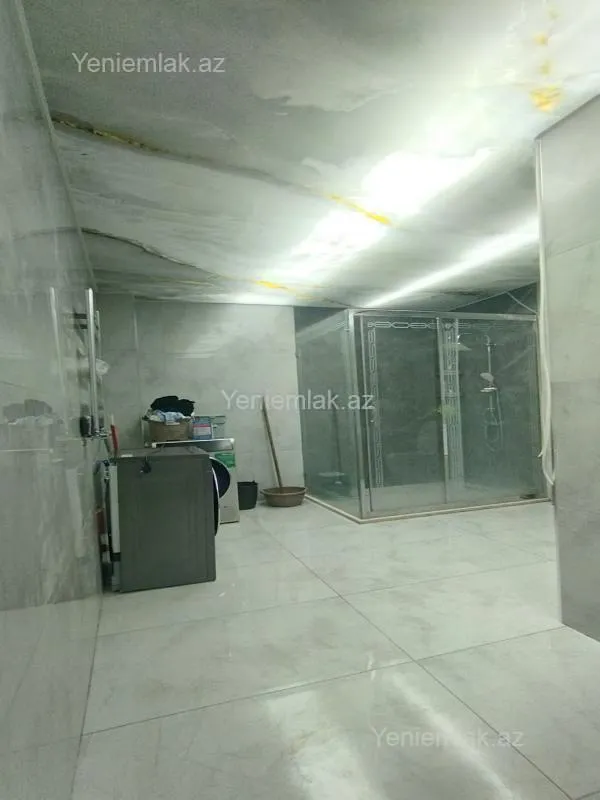 Satılır 5 otaqlı həyət evi 180 m²