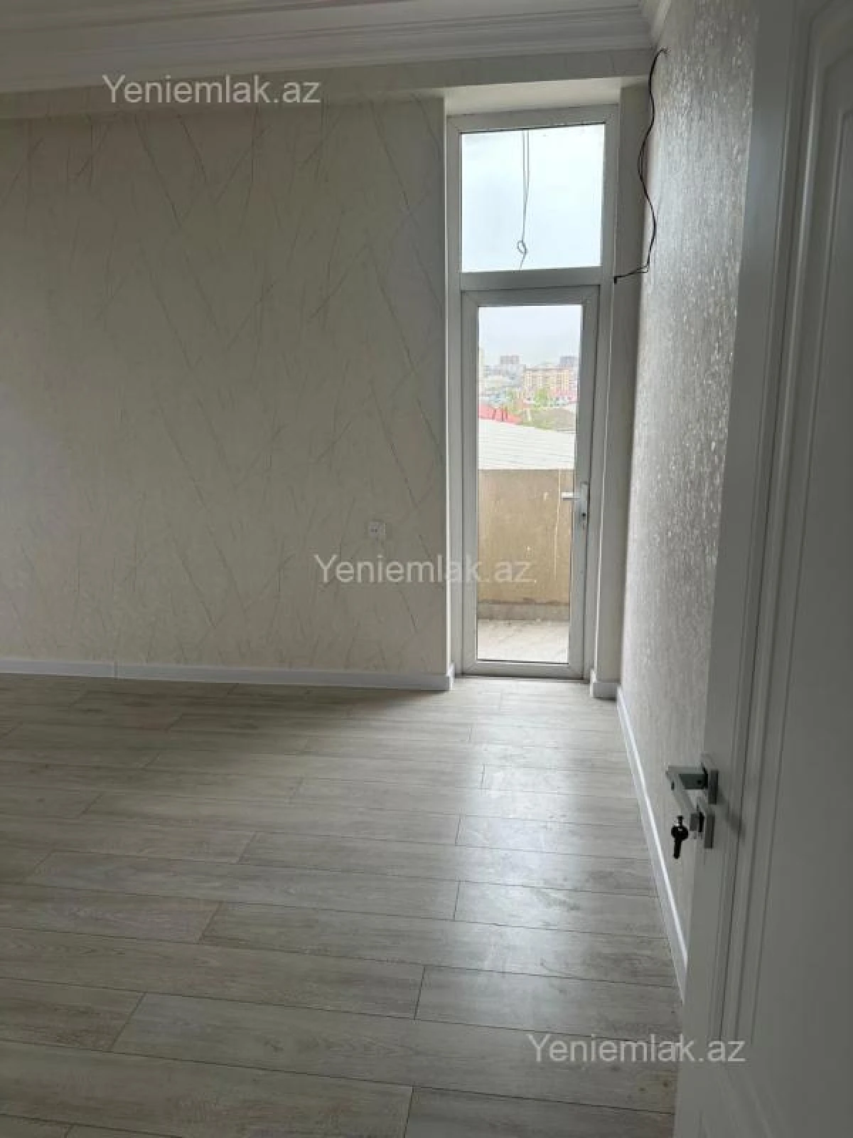 Satılır 3 otaqlı yeni tikili 76 m²