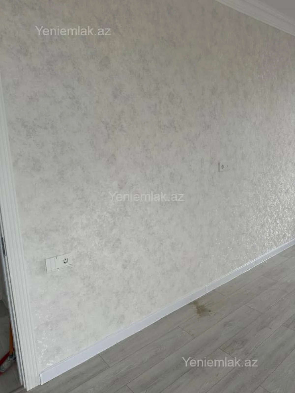 Satılır 3 otaqlı yeni tikili 76 m²
