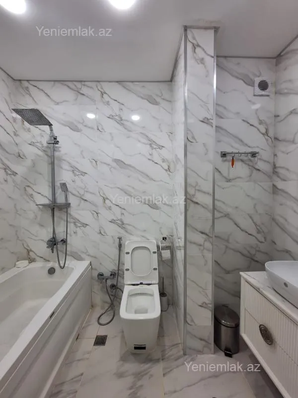Satılır 3 otaqlı köhnə tikili 69 m²