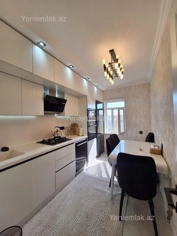 Satılır 3 otaqlı köhnə tikili 69 m²