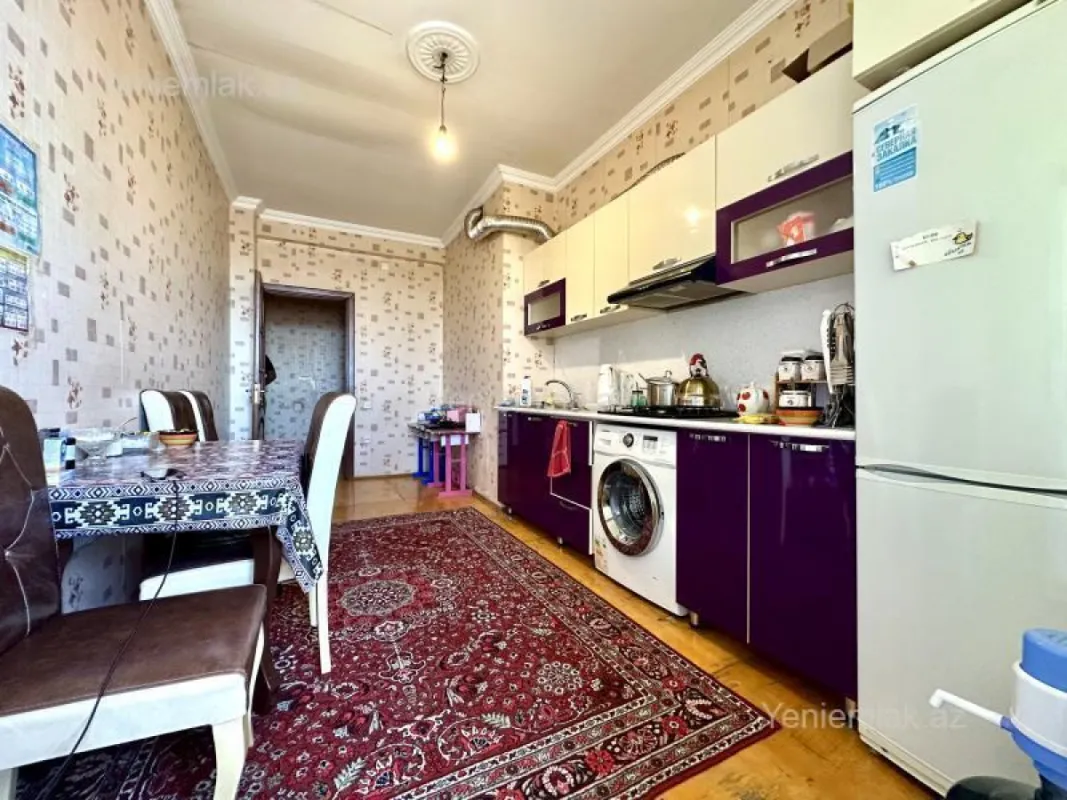 Satılır 2 otaqlı yeni tikili 90 m²