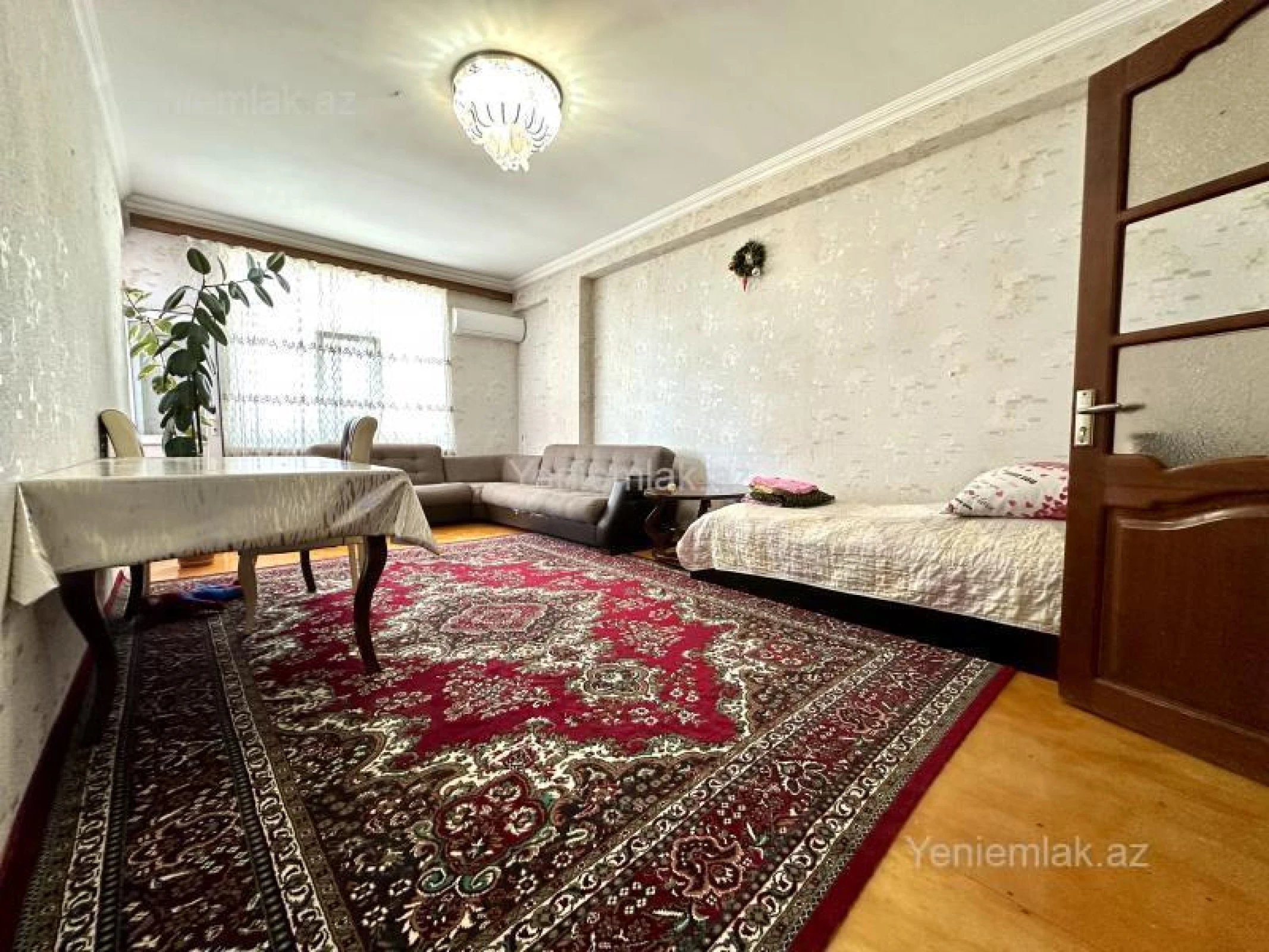 Satılır 2 otaqlı yeni tikili 90 m²