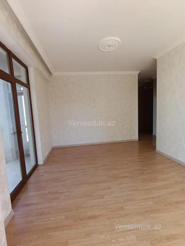 Satılır 2 otaqlı yeni tikili 61 m²