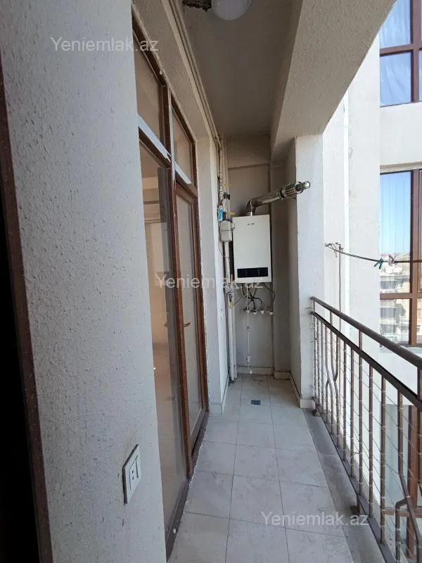 Satılır 2 otaqlı yeni tikili 61 m²