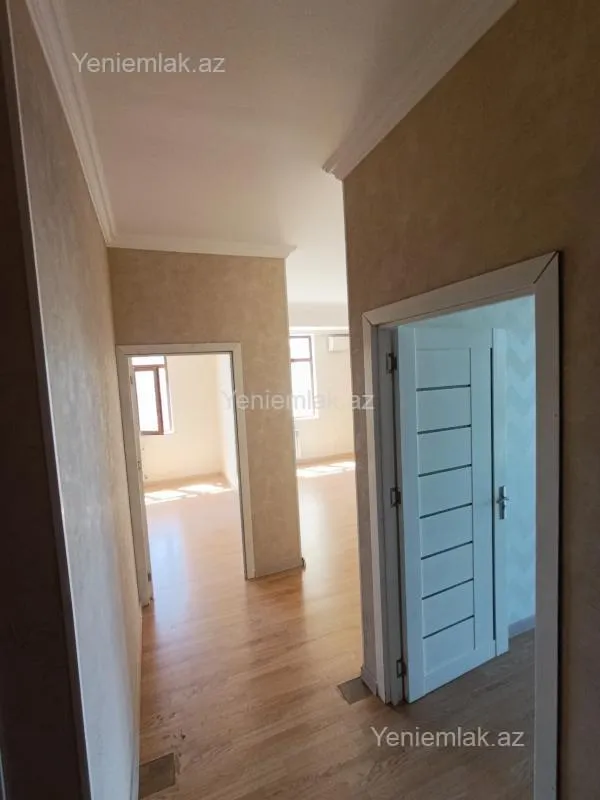 Satılır 2 otaqlı yeni tikili 61 m²
