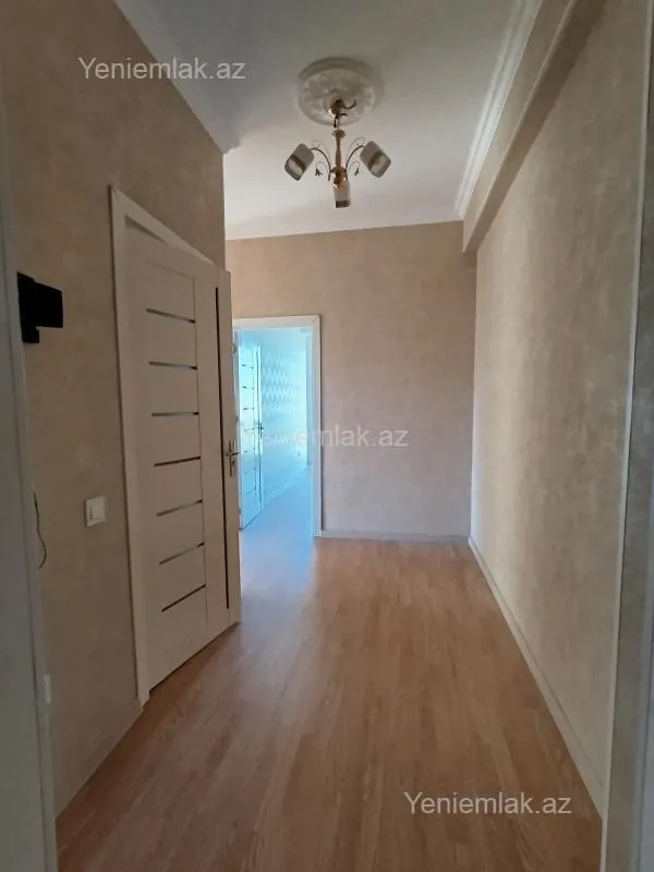 Satılır 2 otaqlı yeni tikili 61 m²