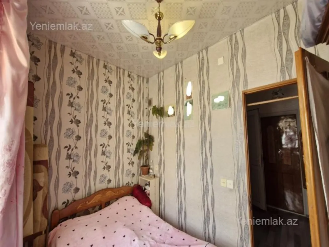 Satılır 3 otaqlı köhnə tikili 65 m²
