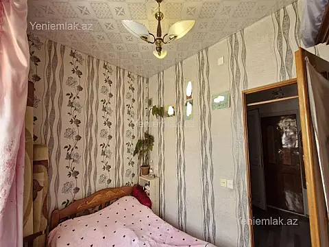 Satılır 3 otaqlı köhnə tikili 65 m²