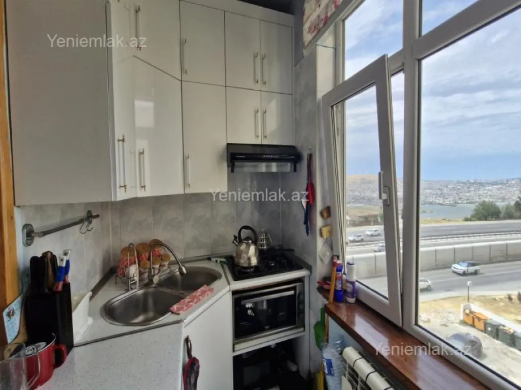 Satılır 3 otaqlı köhnə tikili 65 m²