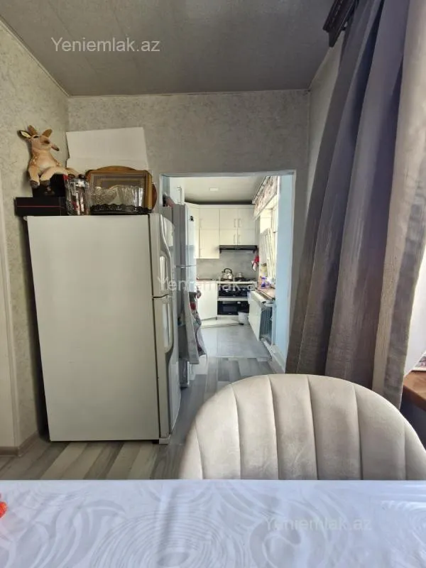 Satılır 3 otaqlı köhnə tikili 65 m²