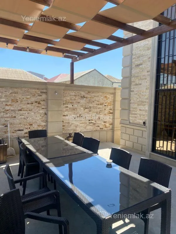 Satılır 5 otaqlı həyət evi 180 m²