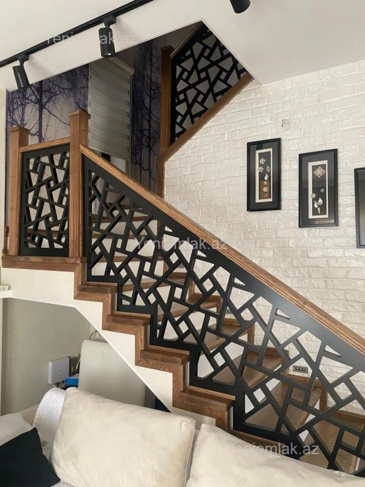 Satılır 5 otaqlı həyət evi 180 m²