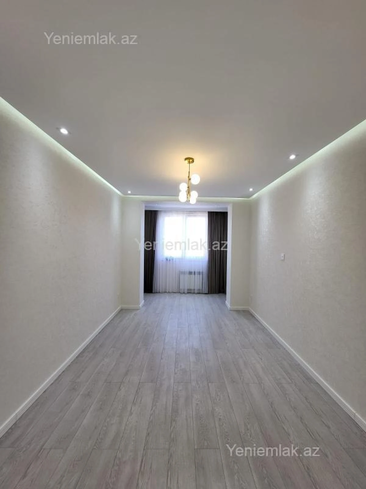 Satılır 3 otaqlı köhnə tikili 75 m²