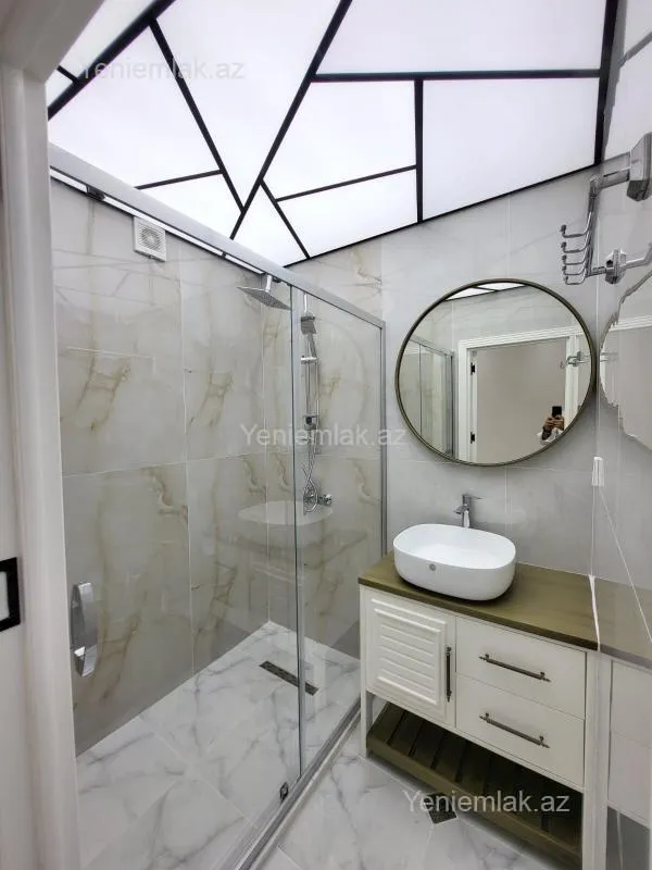 Satılır 3 otaqlı köhnə tikili 75 m²