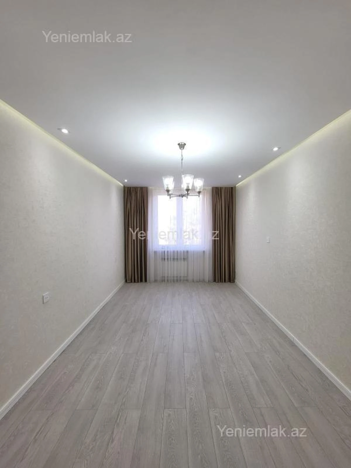 Satılır 3 otaqlı köhnə tikili 75 m²
