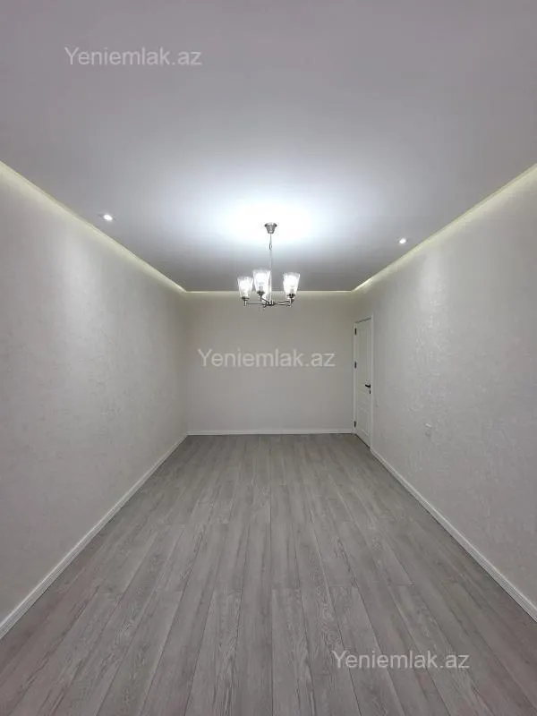 Satılır 3 otaqlı köhnə tikili 75 m²