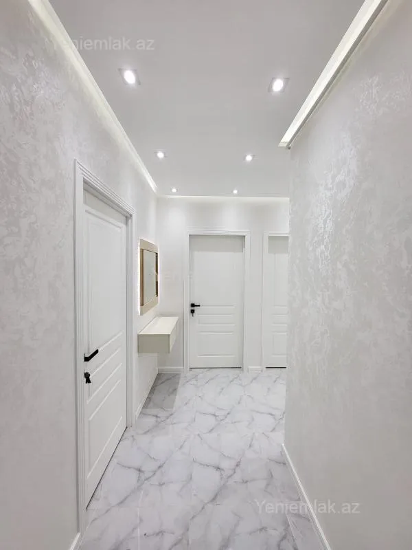 Satılır 3 otaqlı köhnə tikili 75 m²