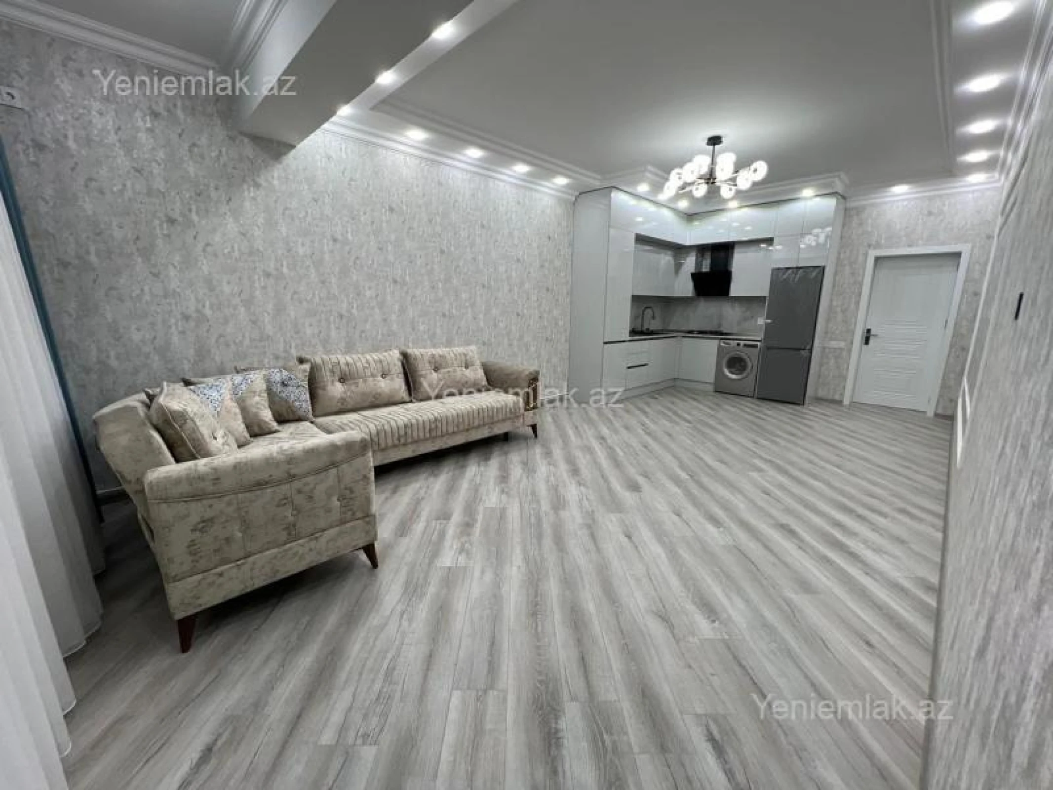 Satılır 2 otaqlı yeni tikili 70 m²