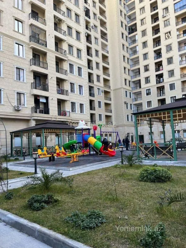 Satılır 2 otaqlı yeni tikili 70 m²