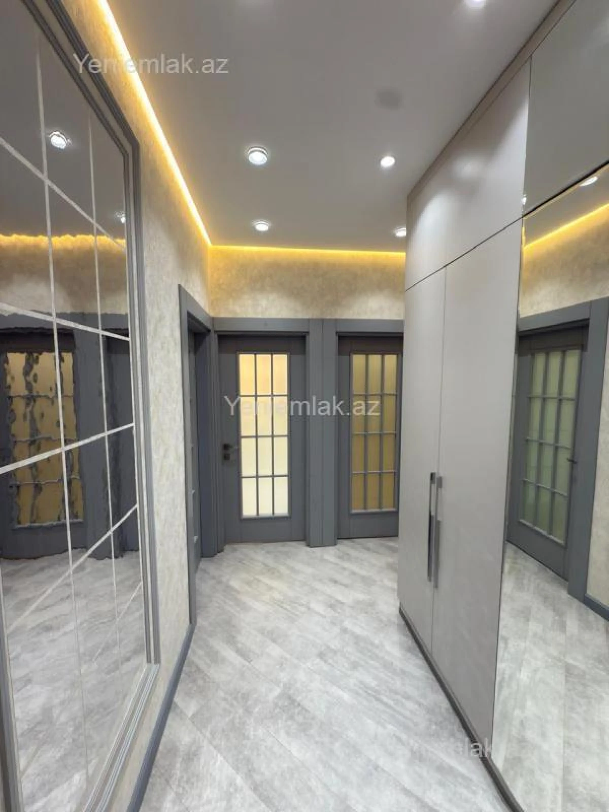 Satılır 3 otaqlı köhnə tikili 85 m²