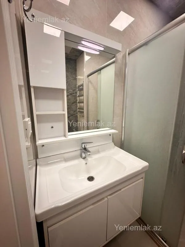 Satılır 1 otaqlı yeni tikili 51 m²