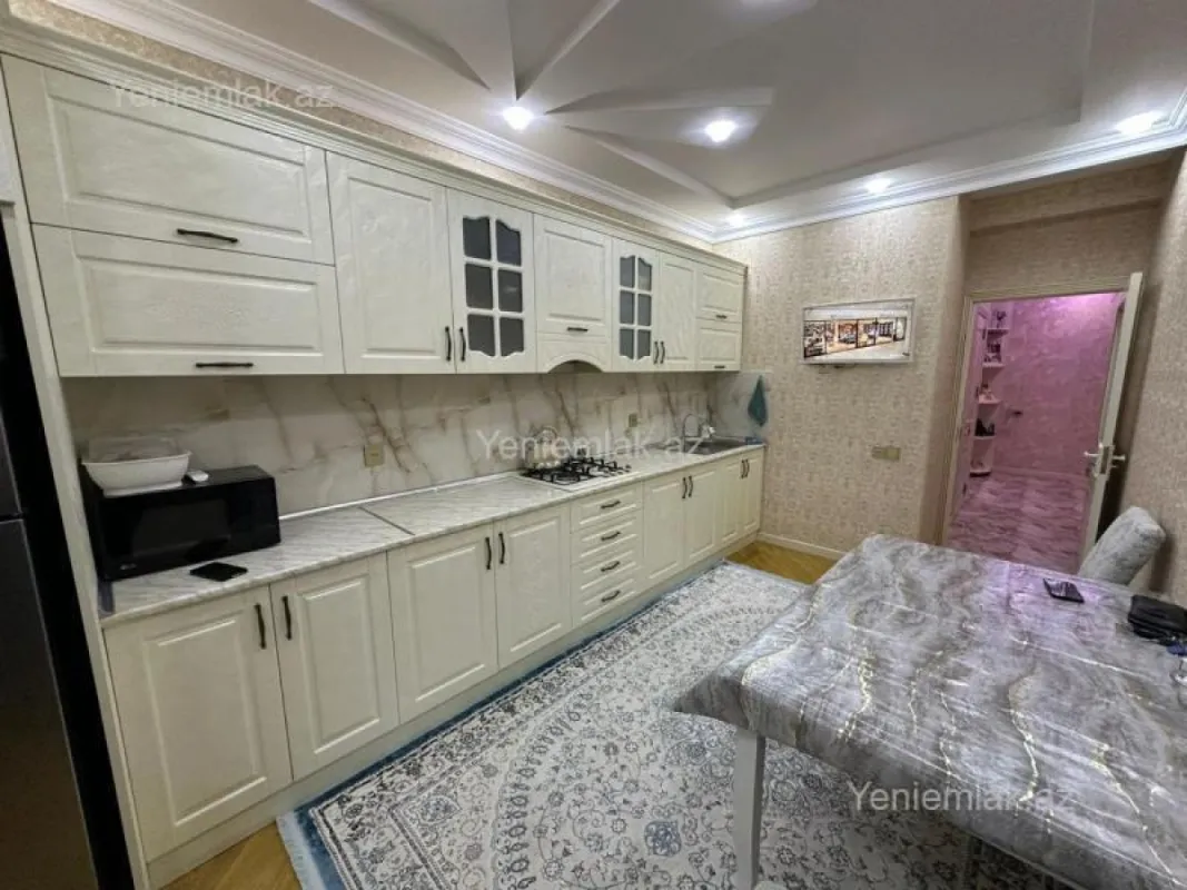 Satılır 3 otaqlı yeni tikili 97 m²